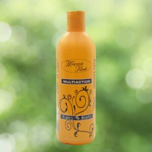 Champú para perro Multiaction de efecto inmediato repara y nutre el manto aportando más vitalidad en todo el pelaje, más suelto lleno de movimiento y con más vida.